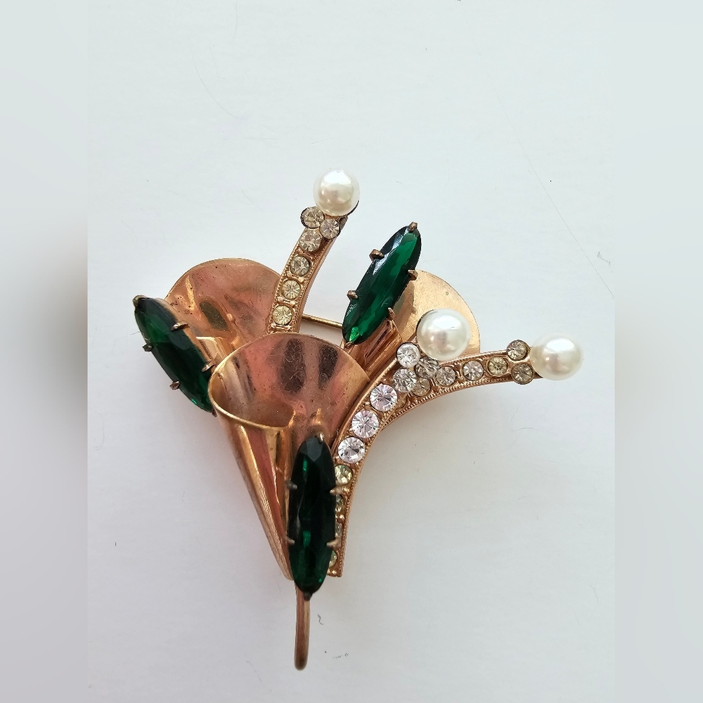 Vintage 1940s Retro Calla Lily Brooch - Emerald Green & Faux Pearl